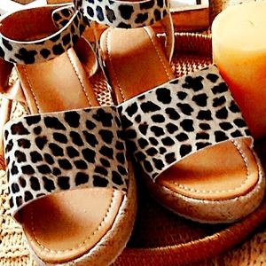 Leopard print sandal